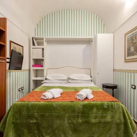 Apt 0 In The Historic Center Бари Екстериор снимка