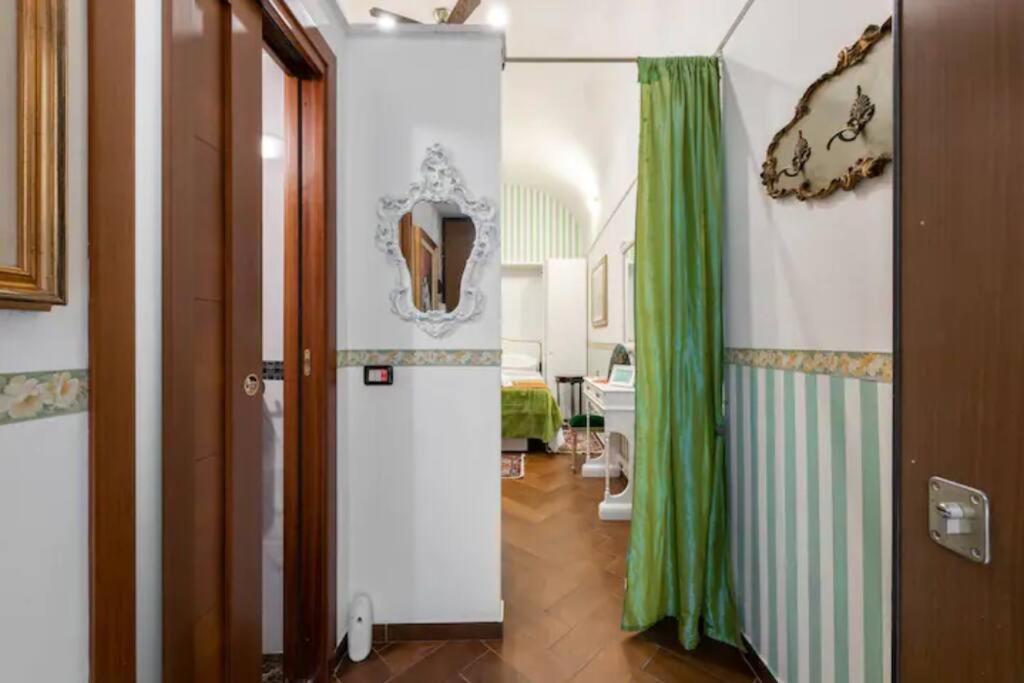 Apt 0 In The Historic Center Бари Екстериор снимка