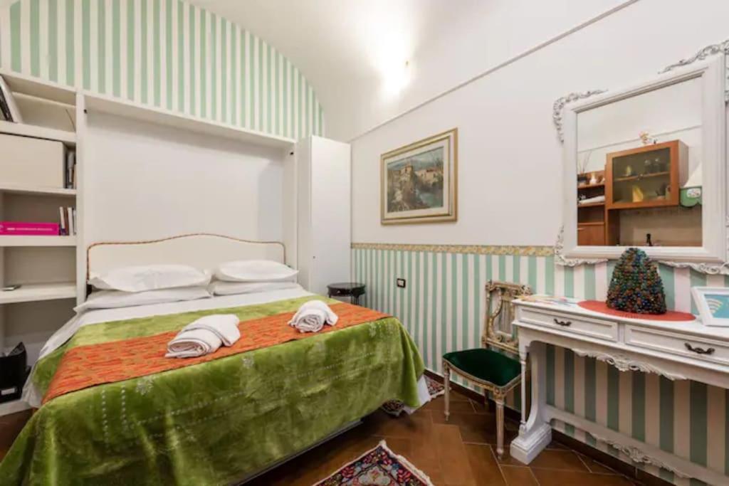 Apt 0 In The Historic Center Бари Екстериор снимка